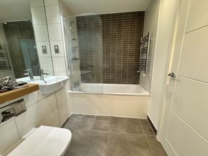 Photo 2- click for photo gallery